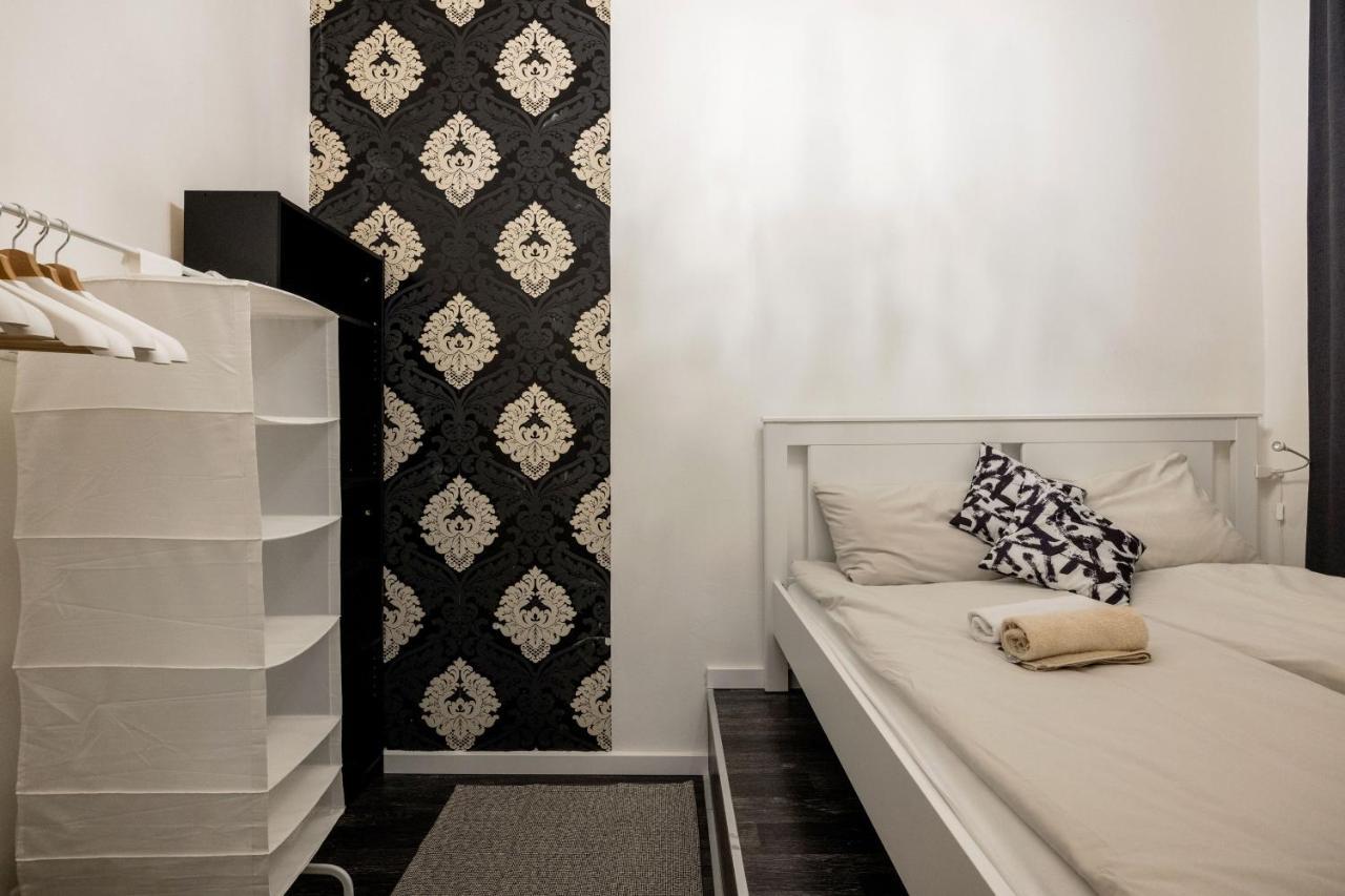 Spacious Apartment Almassy Budapest Exterior photo