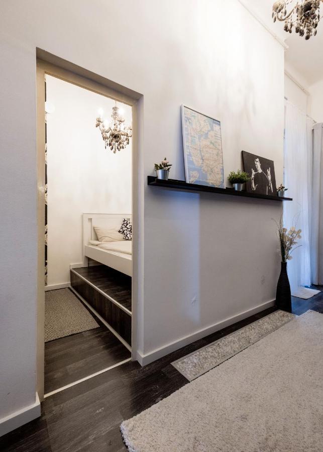 Spacious Apartment Almassy Budapest Exterior photo